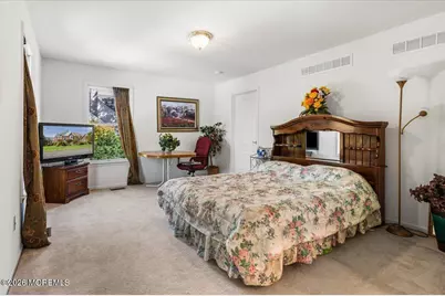 10 Huxley Court, Marlboro Township, NJ 07746 - Photo 39