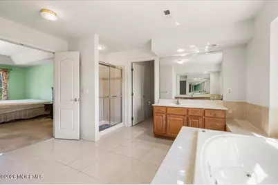 10 Huxley Court, Marlboro Township, NJ 07746 - Photo 37