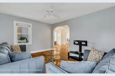 370 W Park Avenue, Oakhurst, NJ 07755 - Photo 15