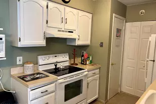 33 Mediterranean Ct, Barnegat, NJ 08005 - Photo 11