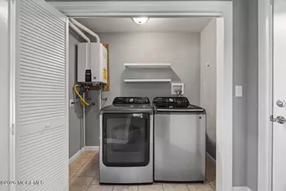 87 Fulton Street, Keyport, NJ 07735 - Photo 11