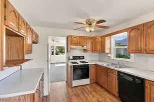 65 Sunflower Ln, Toms River Township, NJ 08755 - Photo 11