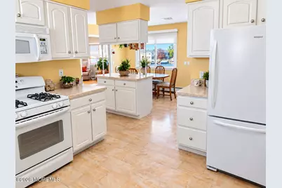 46 Longpoint Drive, Brick, NJ 08723 - Photo 5