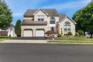 67 Winding Brook Dr, Matawan, NJ 07747 - Photo 3