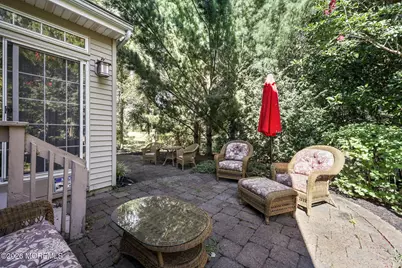 23 W Parsonage Way, Manalapan Township, NJ 07726 - Photo 31