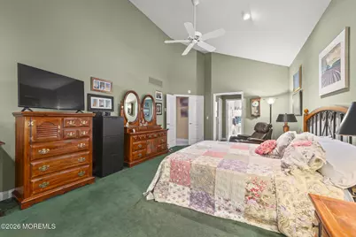 23 W Parsonage Way, Manalapan Township, NJ 07726 - Photo 21