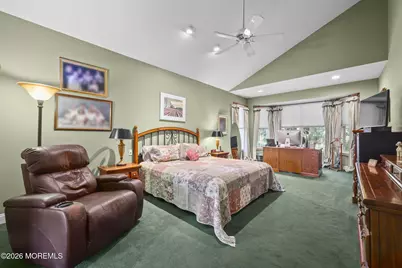 23 W Parsonage Way, Manalapan Township, NJ 07726 - Photo 19