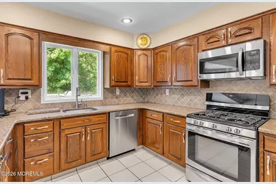 46 Heather Drive, Manalapan Township, NJ 07726 - Photo 17