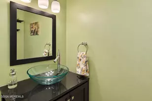 128 Dumbarton Hill Ct, Aberdeen Township, NJ 07747 - Photo 5