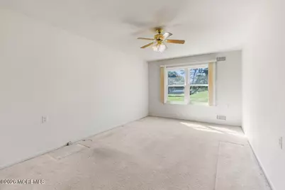 57 Suffolk Way, Marlboro Township, NJ 07746 - Photo 15