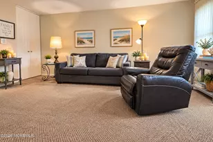 1017D Aberdeen Dr, Lakewood, NJ 08701 - Photo 7