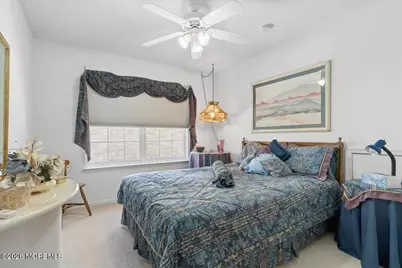 4 Gainsborough Court, Manalapan Township, NJ 07726 - Photo 29