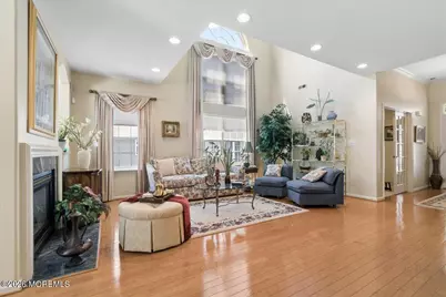 4 Gainsborough Court, Manalapan Township, NJ 07726 - Photo 11