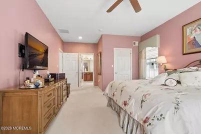 4 Gainsborough Court, Manalapan Township, NJ 07726 - Photo 23