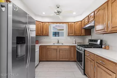 36 Lakeview Drive, Marlboro Township, NJ 07746 - Photo 15