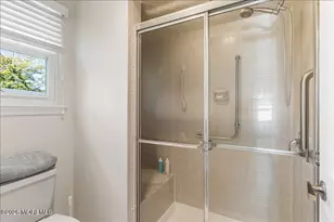 36 Lakeview Dr, Marlboro Township, NJ 07746 - Photo 21