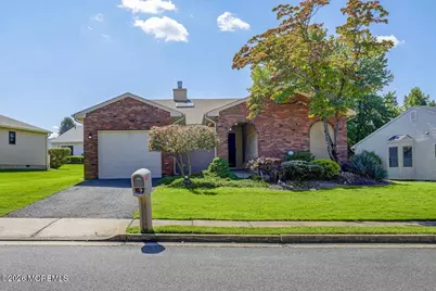 36 Lakeview Drive, Marlboro Township, NJ 07746 - Photo 3