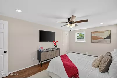 21 Monmouth Street, Hazlet Township, NJ 07730 - Photo 19