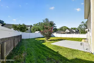 21 Monmouth St, Hazlet Township, NJ 07730 - Photo 27