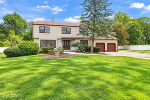 45 Hance Blvd, Freehold, NJ 07728 - Photo 3