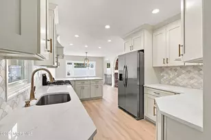 23 Norton St, Sayreville, NJ 08879 - Photo 9