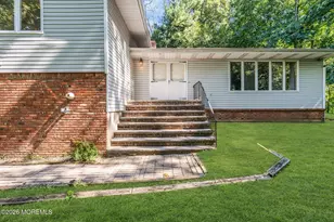 28 Hopi Dr, Middletown, NJ 07748 - Photo 1