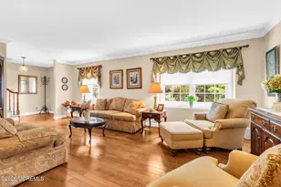 42 Devon Dr, Manalapan Township, NJ 07726 - Photo 5