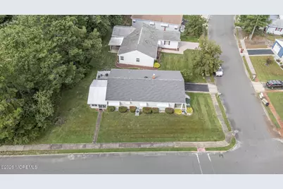 1 Selkirk Avenue, Toms River Township, NJ 08757 - Photo 27