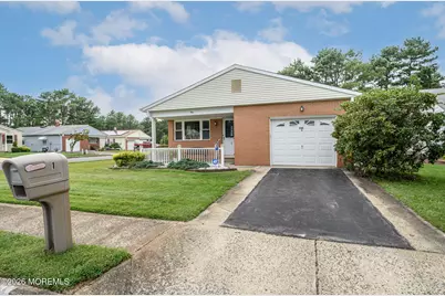 1 Selkirk Avenue, Toms River Township, NJ 08757 - Photo 25