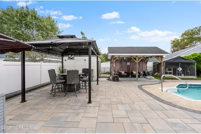 8 Creek Road, Port Monmouth, NJ 07758 - Photo 25