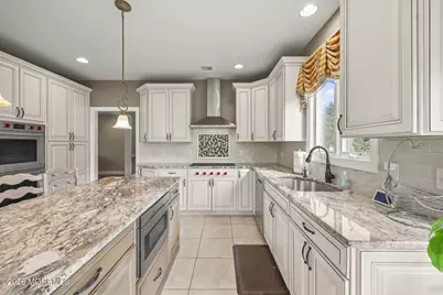 14 Green Springs Way, Freehold, NJ 07728 - Photo 11