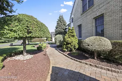 14 Green Springs Way, Freehold, NJ 07728 - Photo 55