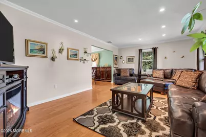 23 Pearl Street, Middletown, NJ 07748 - Photo 9