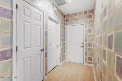 524 St Andrews Place, Manalapan Township, NJ 07726 - Photo 5