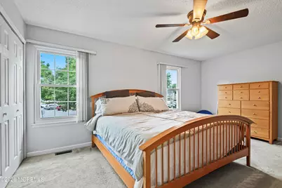 67 Albury Way, North Brunswick Township, NJ 08902 - Photo 13