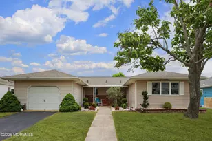 201 Bonaire Dr, Toms River Township, NJ 08757 - Photo 3