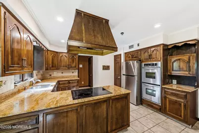 4 Clark Way, Holmdel, NJ 07733 - Photo 9
