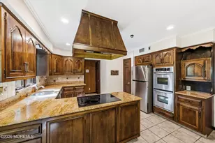 4 Clark Way, Holmdel, NJ 07733 - Photo 9
