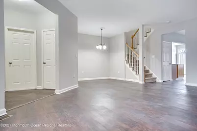 44 Smock Court, Manalapan Township, NJ 07726 - Photo 7
