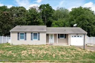 614 Pine St, Lanoka Harbor, NJ 08734 - Photo 1