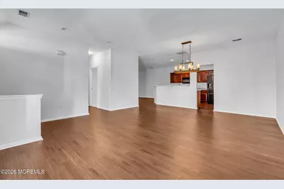 122 Greenlawns Drive, Lakewood, NJ 08701 - Photo 7