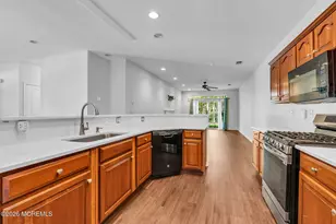 122 Greenlawns Dr, Lakewood, NJ 08701 - Photo 13