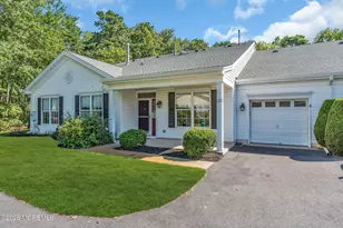 122 Greenlawns Dr, Lakewood, NJ 08701 - Photo 1