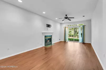 122 Greenlawns Drive, Lakewood, NJ 08701 - Photo 9
