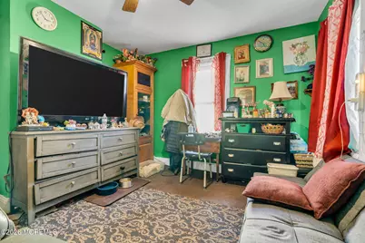 19 Bowne Avenue, Freehold, NJ 07728 - Photo 7