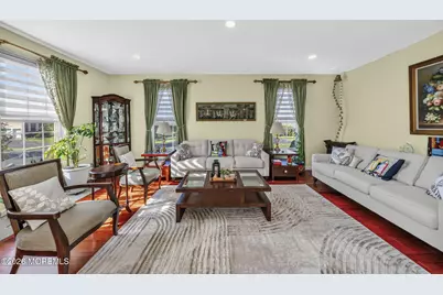 14 Jamesworthy Court, Marlboro Township, NJ 07746 - Photo 11