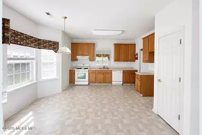 108 Belvedere Drive N, Manchester Township, NJ 08759 - Photo 5