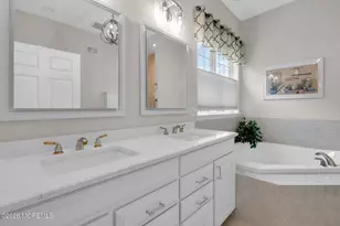4 Talister Ct, Freehold, NJ 07728 - Photo 27