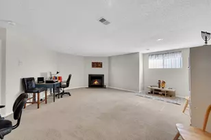24 Catherine Ct, Laurence Harbor, NJ 08879 - Photo 25