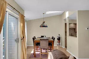 24 Catherine Ct, Laurence Harbor, NJ 08879 - Photo 7